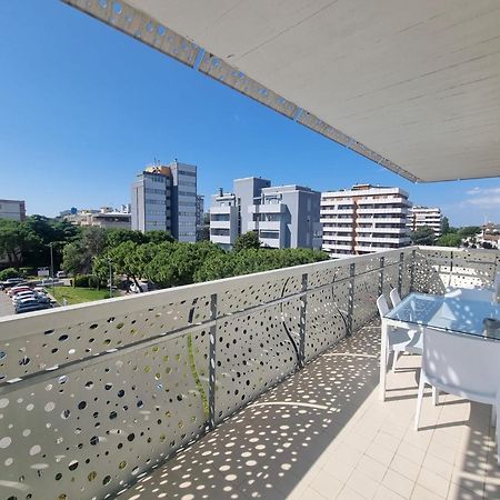 لينانو سابيادورو Appart-Hotel Holiday المظهر الخارجي الصورة