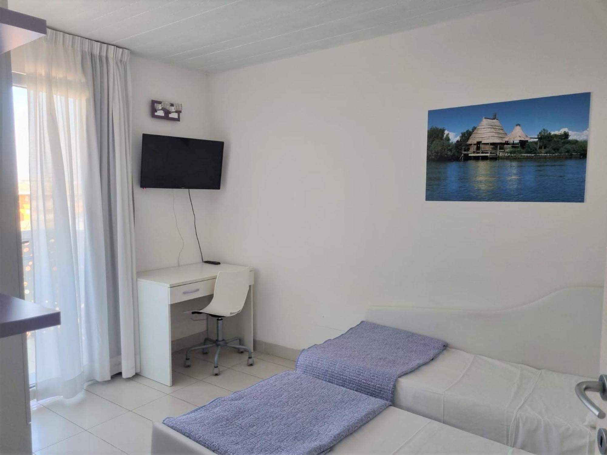 لينانو سابيادورو Appart-Hotel Holiday المظهر الخارجي الصورة